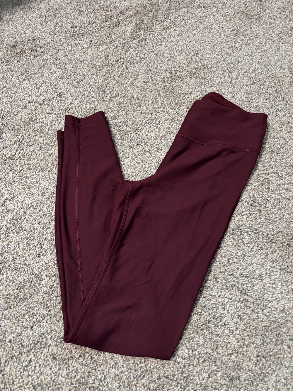 Lululemon Fleece High-Rise Running Tight 28"
Garnet size 6